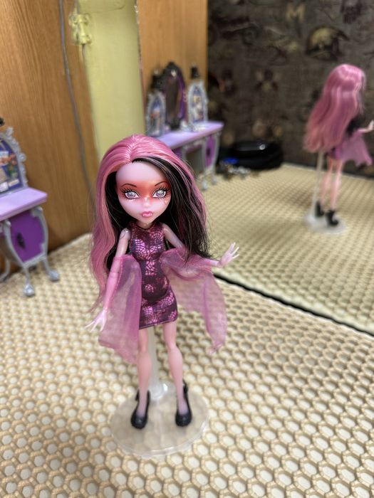 Продам куклу монстр хай !