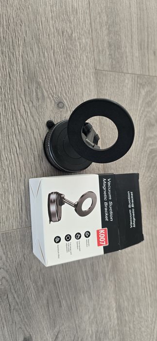 Suport Telefon Magsafe Rabatabil cu Ventuza