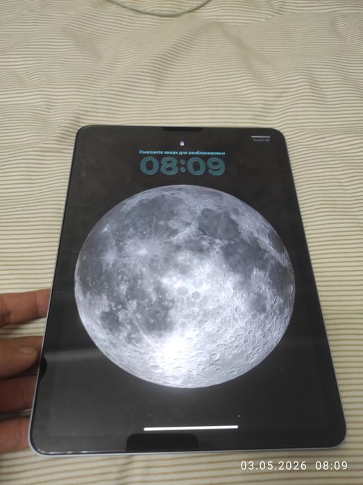 Apple iPad Air4   64gb