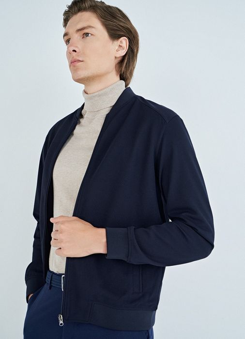 Школьная кофточка (жекет)