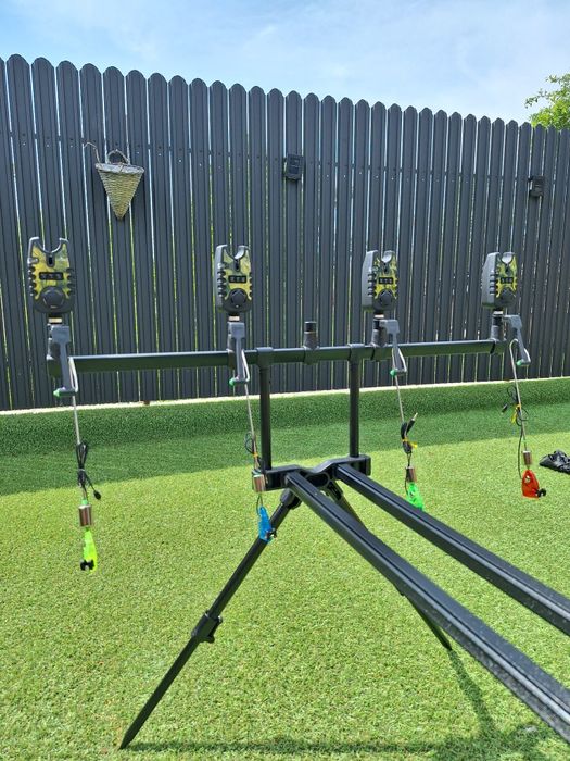 Rod pod FL168 Duo Pod full echipat cu 4 avertizori si 4 swingere