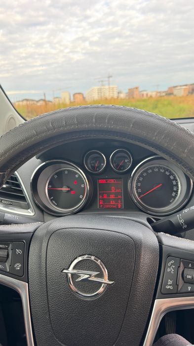 Opel Mokka an 2014