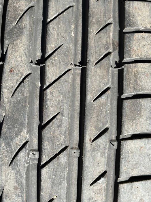 Летни гуми Laufenn 215/55 R17 (DOT 5024) – 4 броя