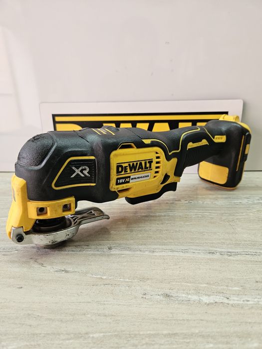 Dewalt Мултифункционален Инструмент DCS355 18V.