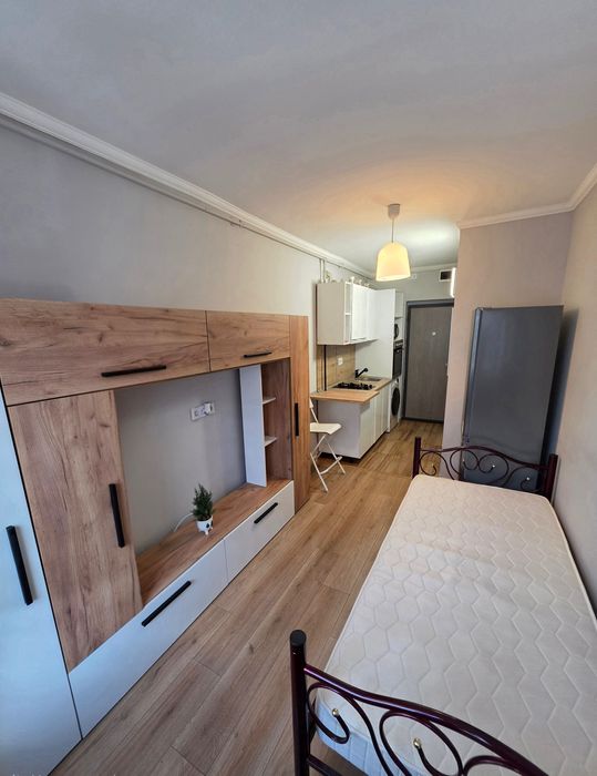 Garsoniera de Inchiriat - Zona UMF -7 Noiembrie