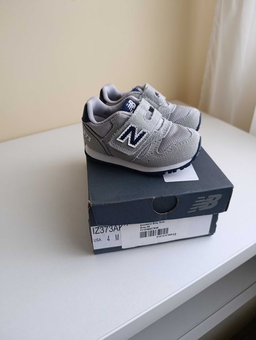Бебешки/детски маратонки New Balance р-р 20