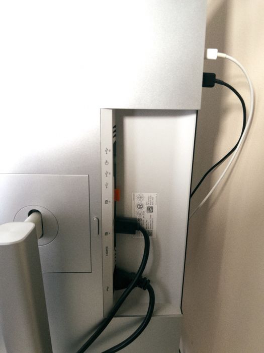 Монитор Dell ultra sharp 27