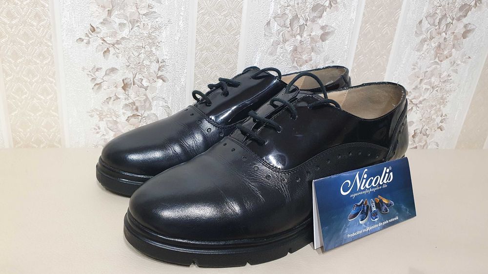 Pantofi Nicolis din piele naturală