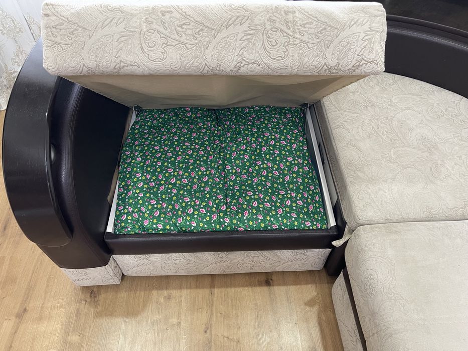 Продам угловой диван