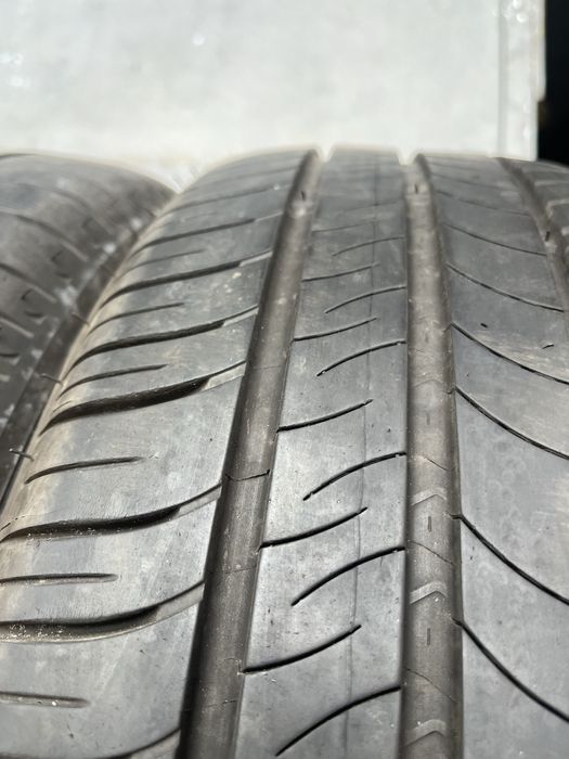 4 бр. летни гуми 205/55/16 Michelin DOT 4016 2x6 mm 2x5 mm