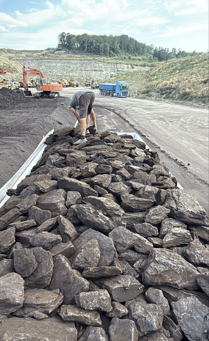 Vand carbune lignit, livrez oriunde in tara!