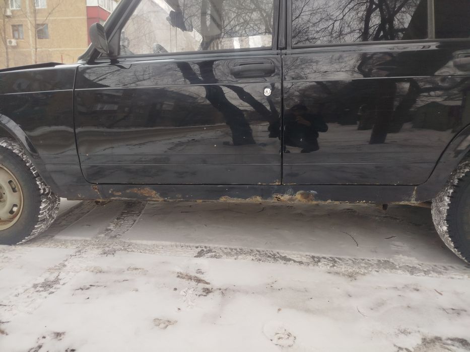 Продам черную ракету