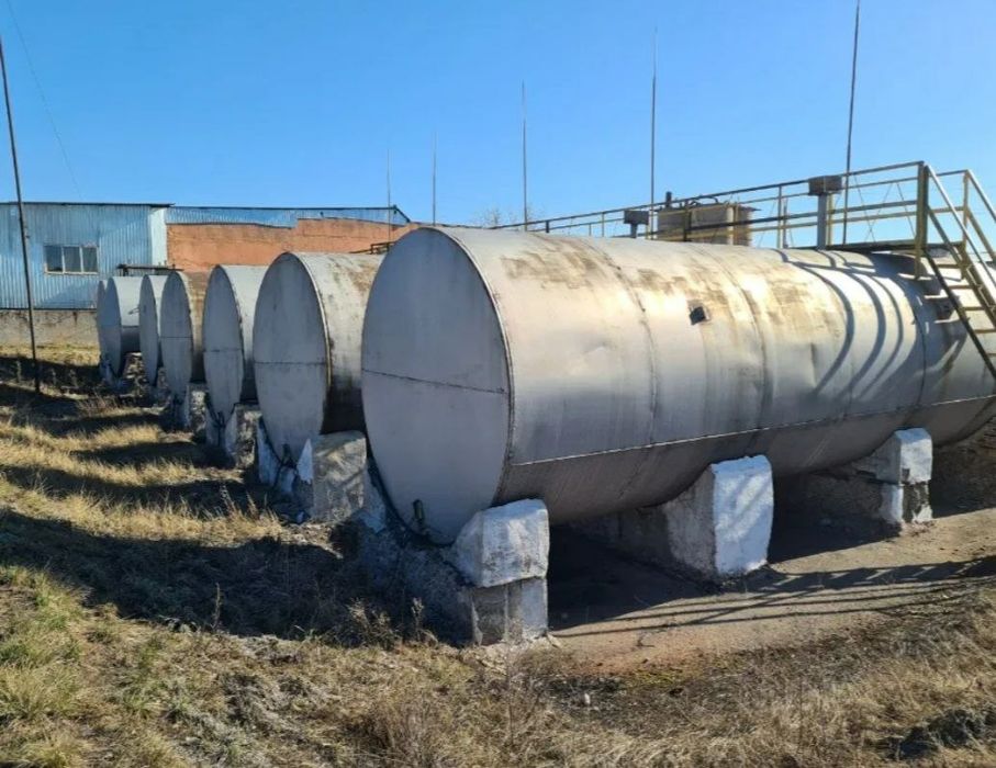 ЦИСТЕРНА бочка резервуар.