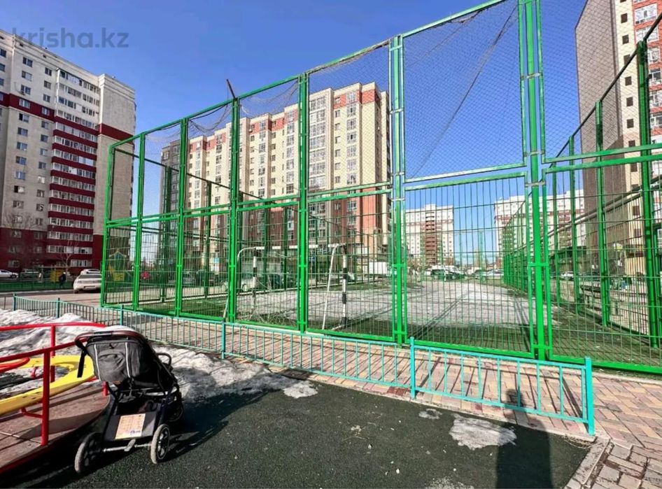 Продам трехкомнатную квартиру