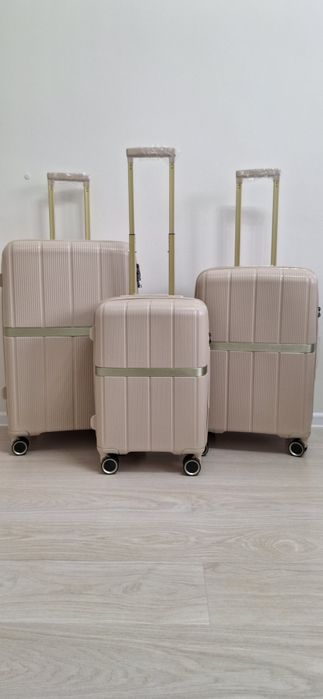 Чемоданы из полипропилена новые