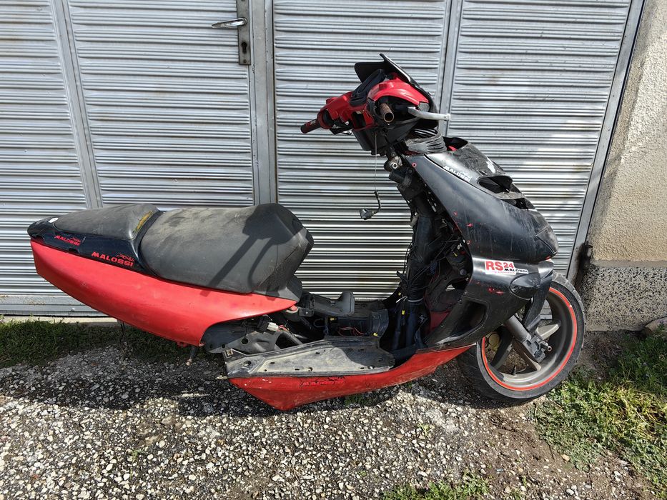 Aprilia SR50 на части