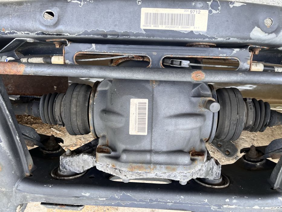 Заден мост за mercedes c250 w204