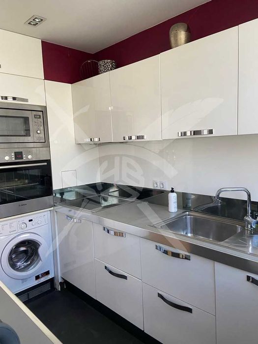 Дава се под наем Тристаен апартамент в София, Оборище - 100 кв.м за 1196.97 € - Снимка #4