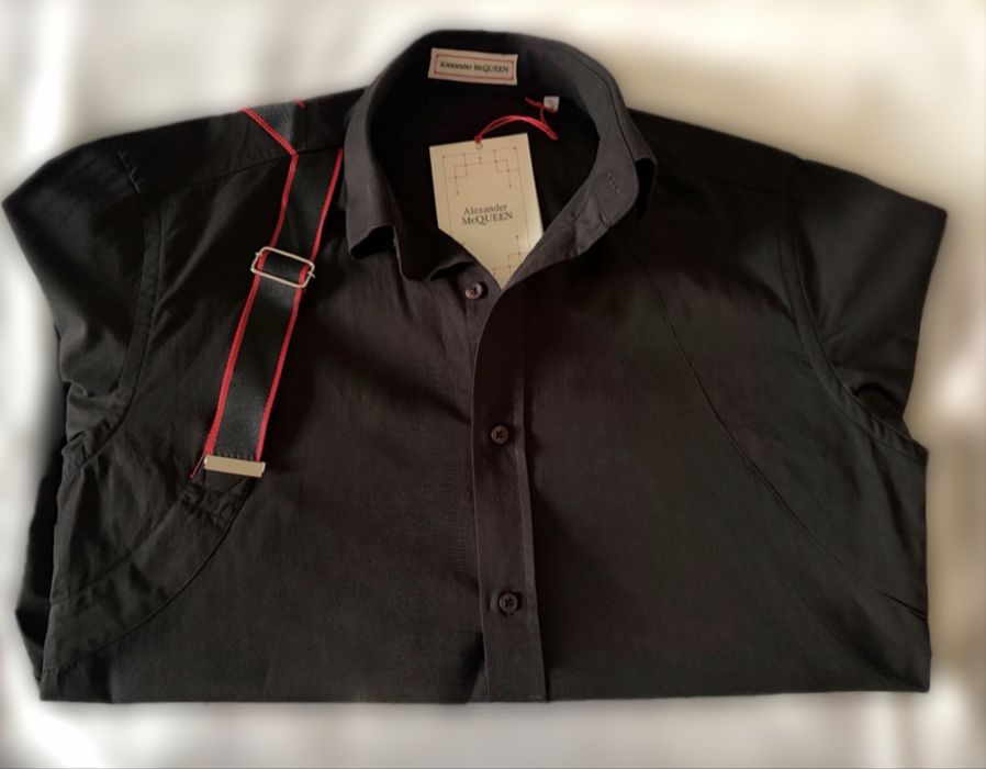 Риза Alexander McQueen чисто нова
