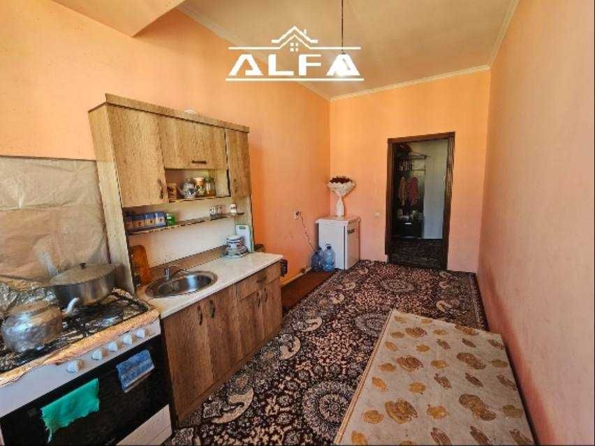 Buxoroda kvartira xonadon uy sotiladi 1 xonali 44m² 5-qavat.