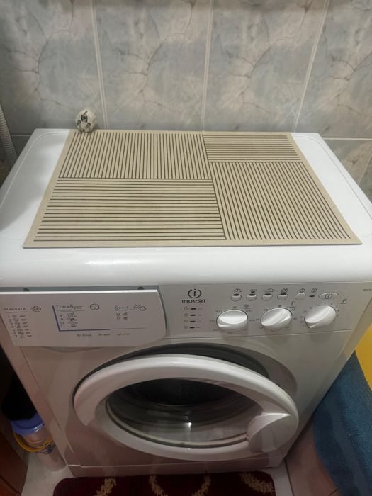 Продается стиралка Индезит