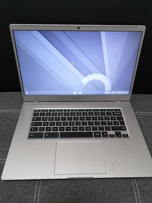 Laptop samsung chrom
