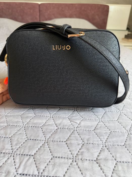 Чанта Liu Jo през рамо