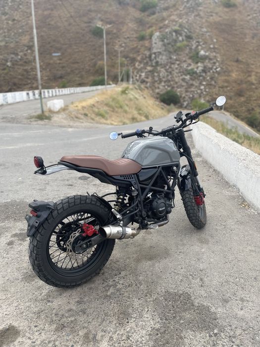 Минск Скрэмблер 250