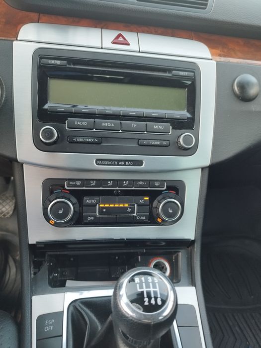 VOLKSWAGEN Passat 2011 — imagine 5