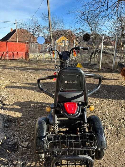 Scuter electric 3 roți Elektromob cu coș de cumpărături