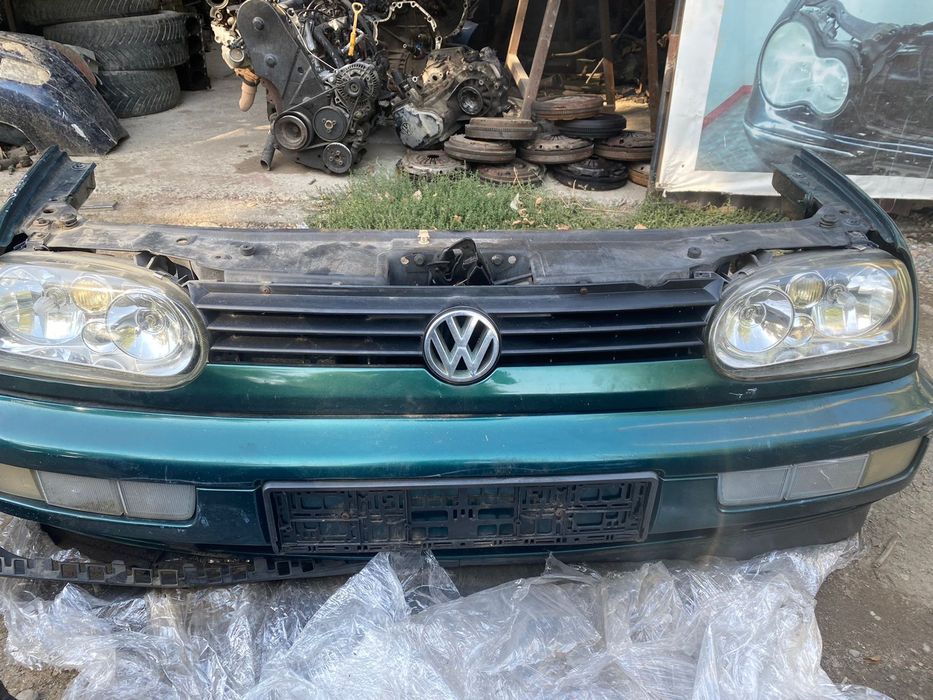 Вольксваген Гольф 3 ноускат привозной