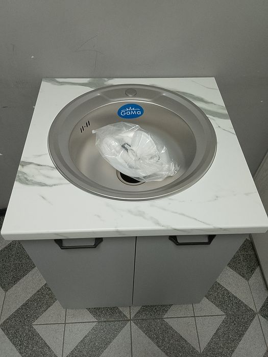 Продам мойки с тумбой