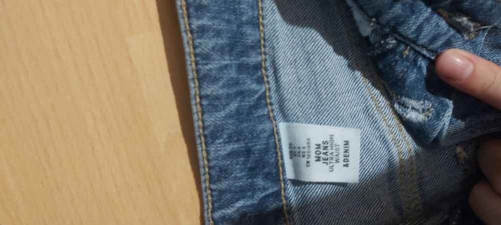 3 blugi, Pull and Bear si H&M, Skinny& Mom jeans