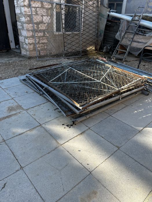 Решотка или ограждения для кур