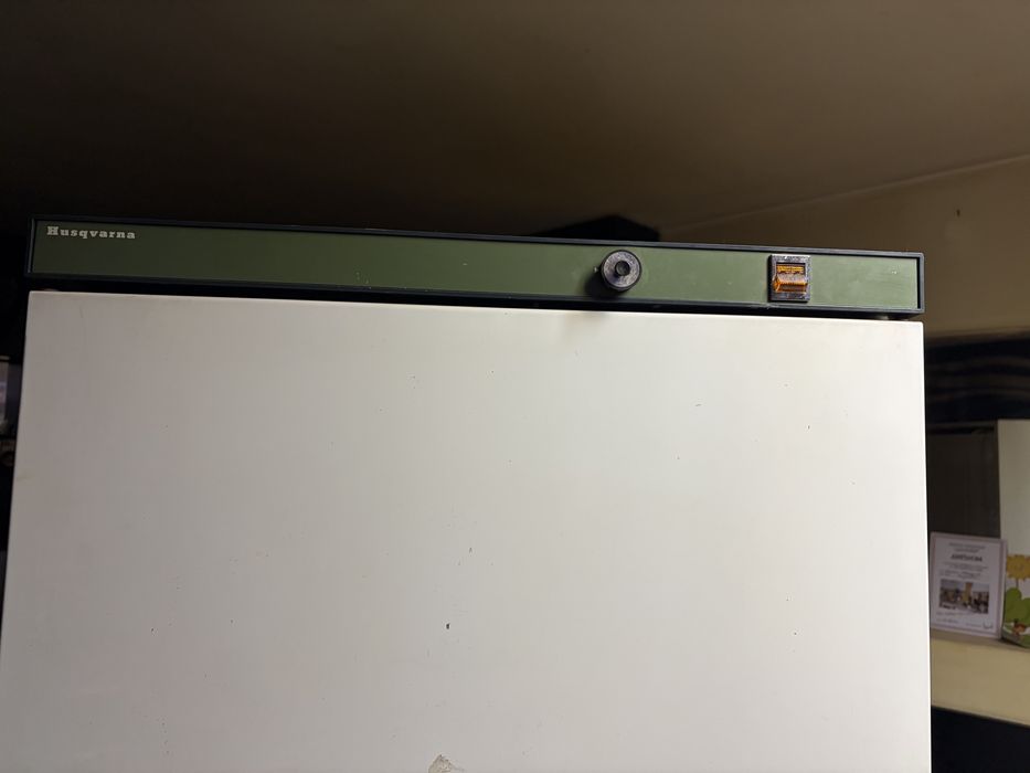 Работещ перфектно хладилник Husqvarna