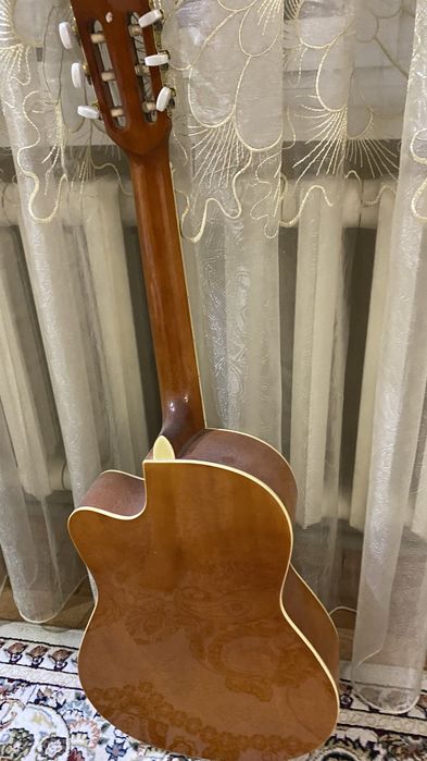 Продам Акустическая гитара