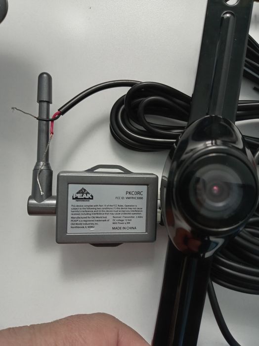 Monitor și camera Wi-Fi marșarier