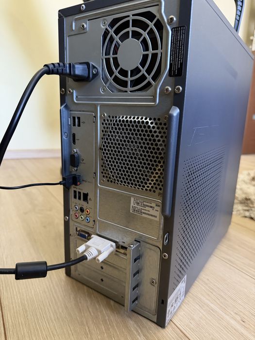 PC Desktop ASUS i5 + Monitor ASUS 23.6” Full HD – Stare buna