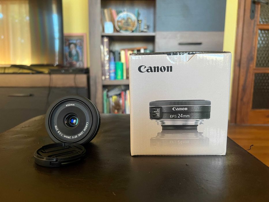 Фотоапарат Canon m50 комплект с обективи и аксесоари