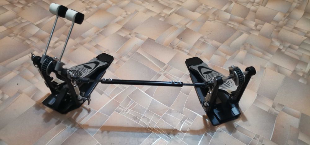 Продам не дорого педаль кардан для бас бочки.