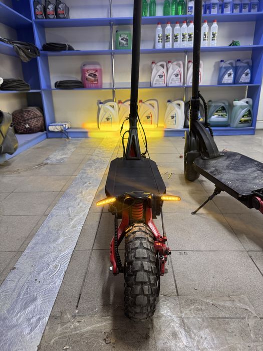 Продам kaabo mantis срочна