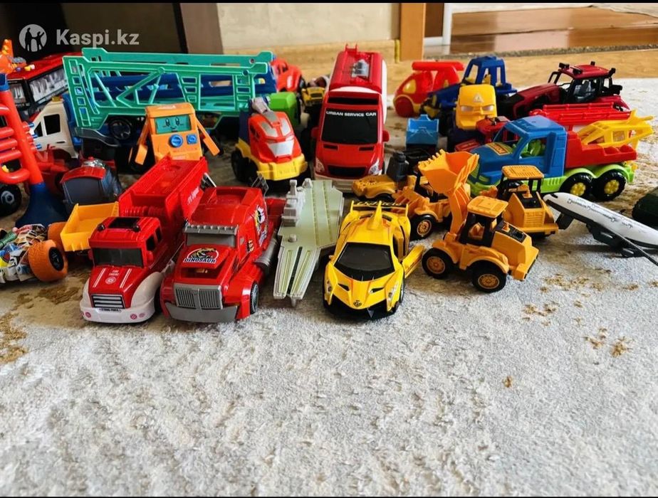 Продам игрушки все целые