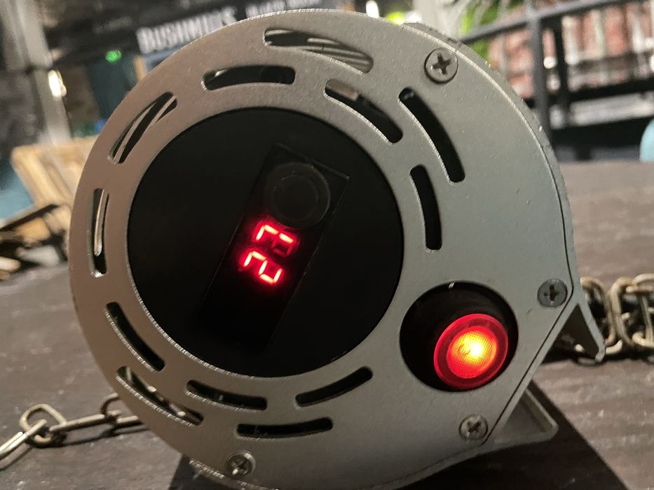 2бр Инфрачервена печка SUNDEAR MOON 1000W/2000W с дистанционно