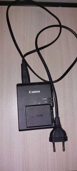 Фотоаппарат Canon EOS 4000d