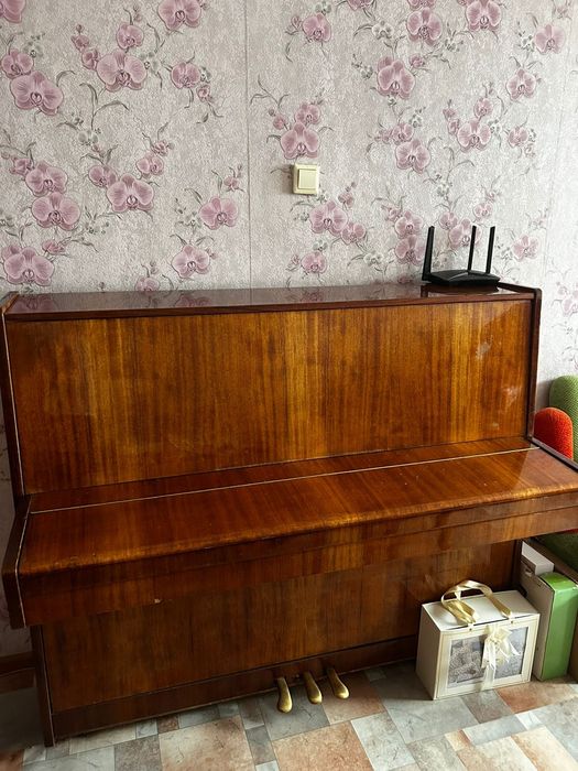 Пианино фирмы "Беларусь"