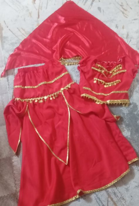 Индийский костюм для танцев