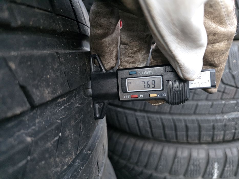 4бр Като нови летни гуми 255 35 19 - Kumho DOT 2024