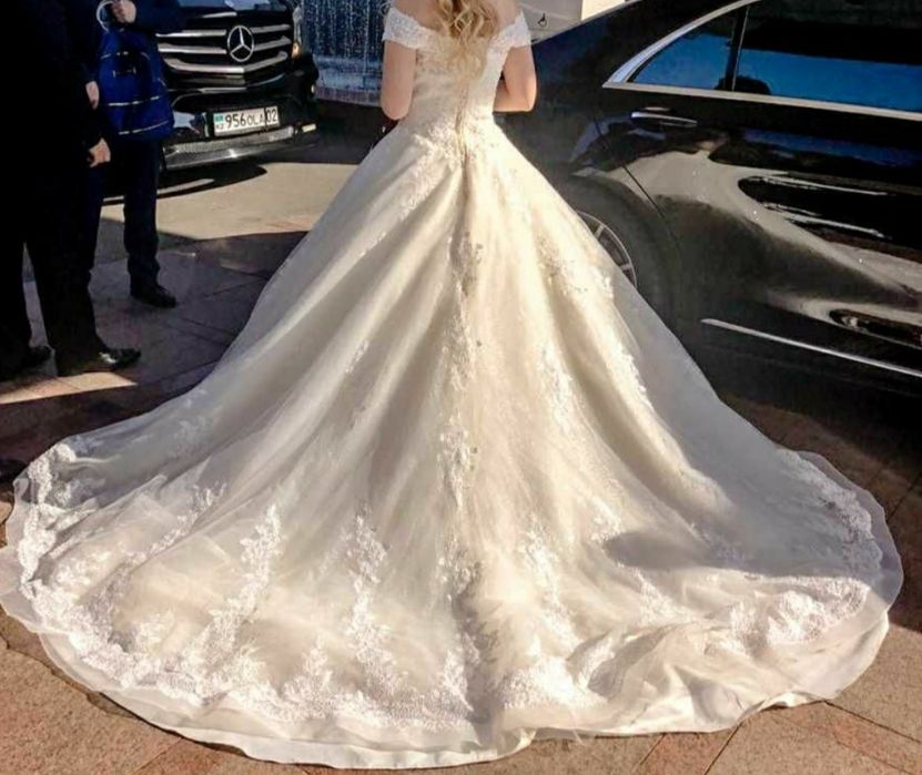 СРОЧНО! Продам свадебное платье