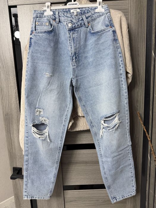 Продам джинсы Twist новые