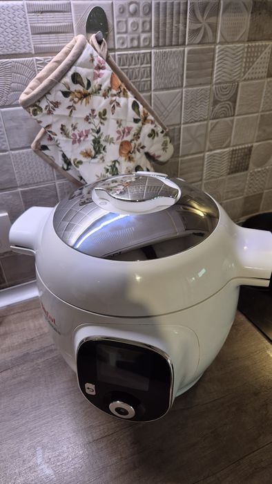 Multicooker inteligent Tefal Cook4Me+ CY851130, 150 retete presetate, 6 moduri de gatire
